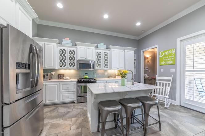 102 Spring Cypress Dr - Photo 2 of 11