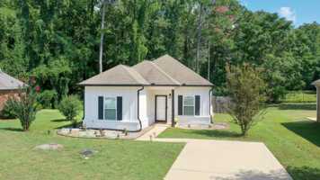 featured image of 724 Ellis Street