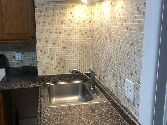 122 Barton Avenue #2 - Photo 5 of 20