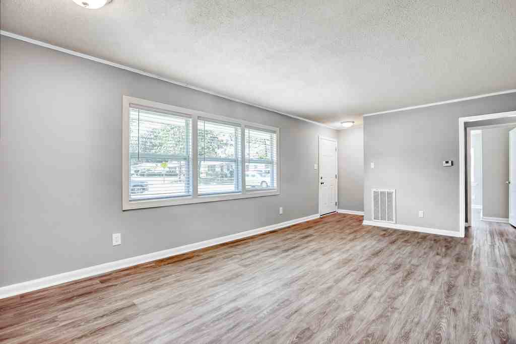 2210 North Fernwood Drive #NA - Photo 6 of 25