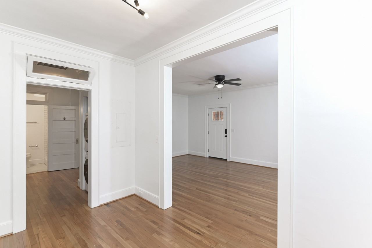 2629 Monroe St #NA - Photo 4 of 41