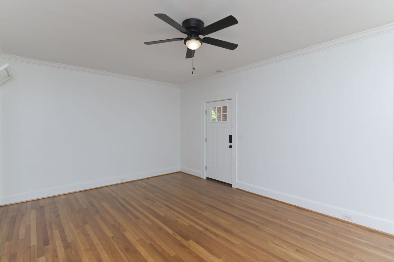 2629 Monroe St #NA - Photo 7 of 41