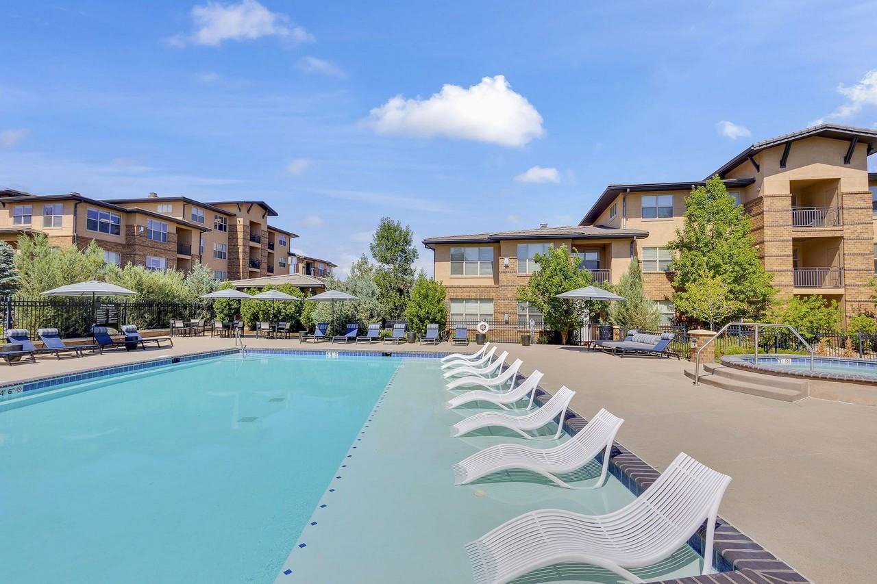 Zenith Meridian - Photo 2 of 15