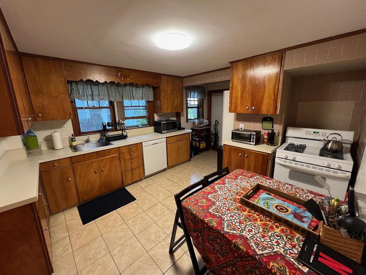 110 Walnut Street #110 - Photo 3 of 13