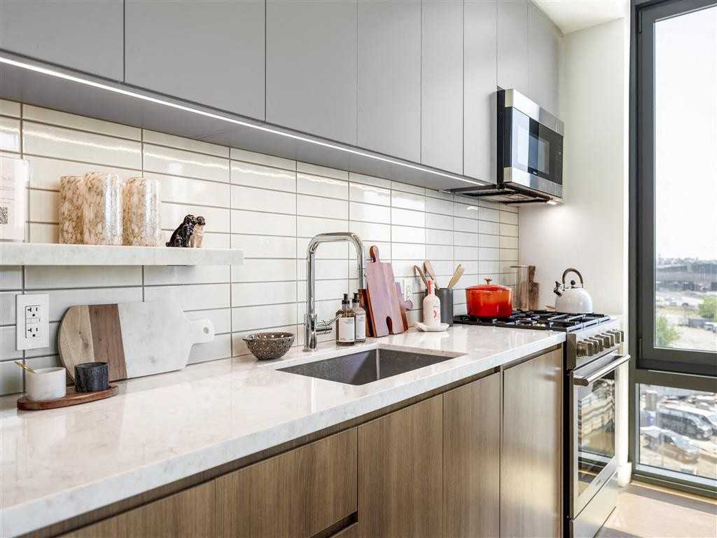 Lincoln at Bankside - Photo 2 of 17