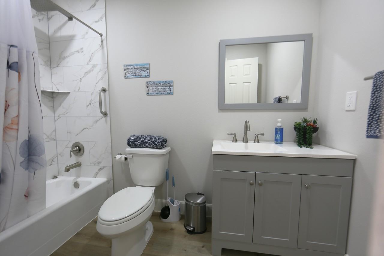 Dacca Dr - Photo 3 of 10