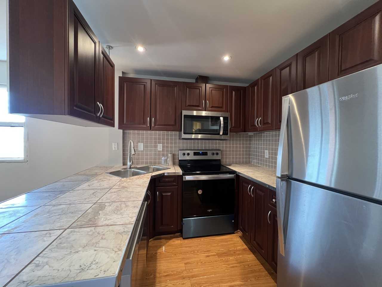313 Nairn Avenue - Photo 5 of 17