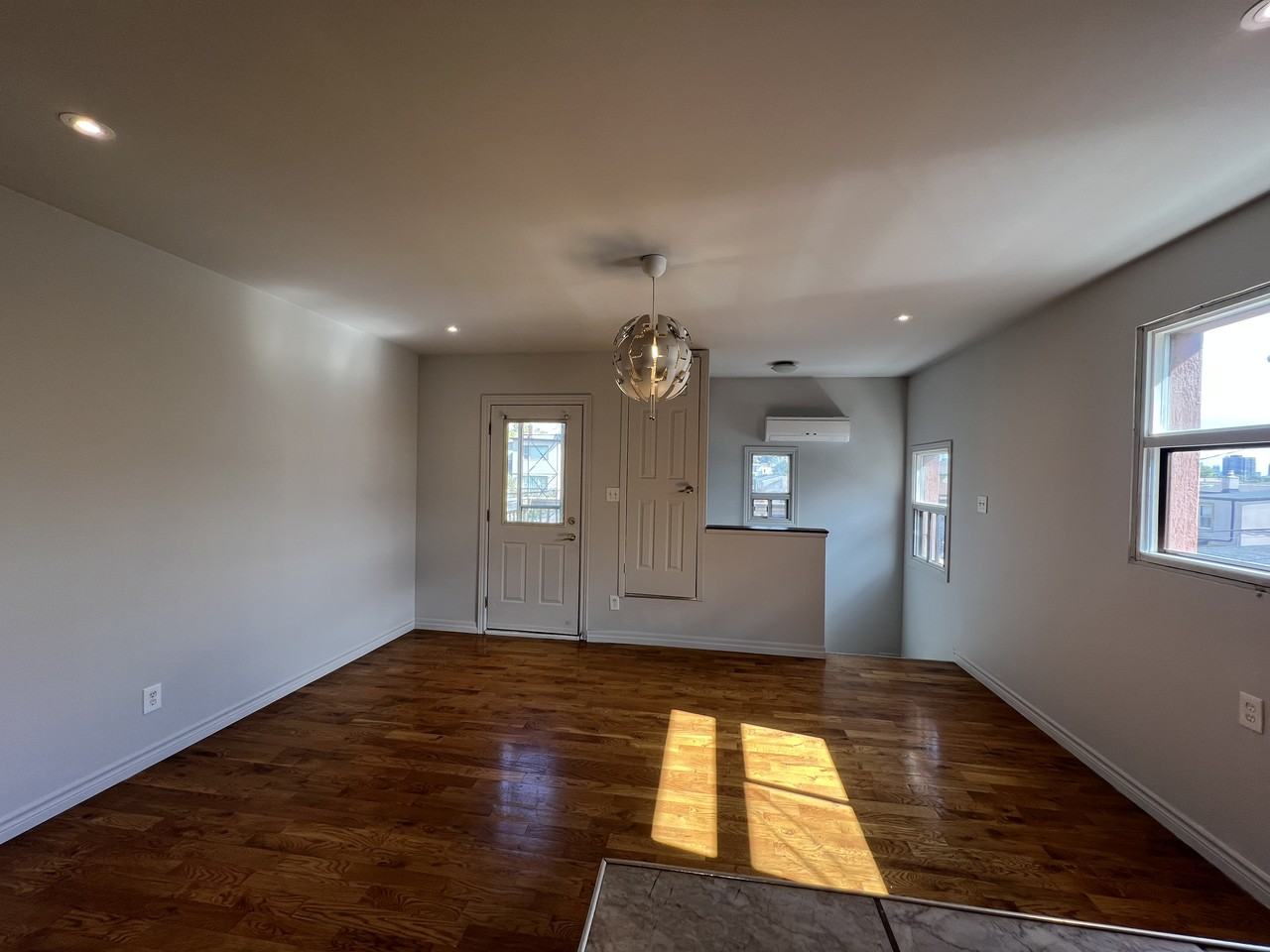 313 Nairn Avenue - Photo 3 of 13