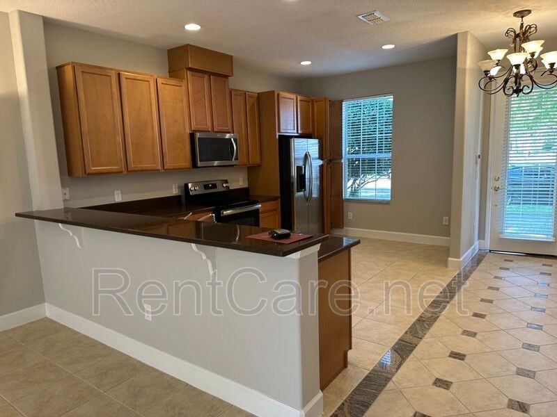 13841 Ancilla Blvd - Photo 2 of 26