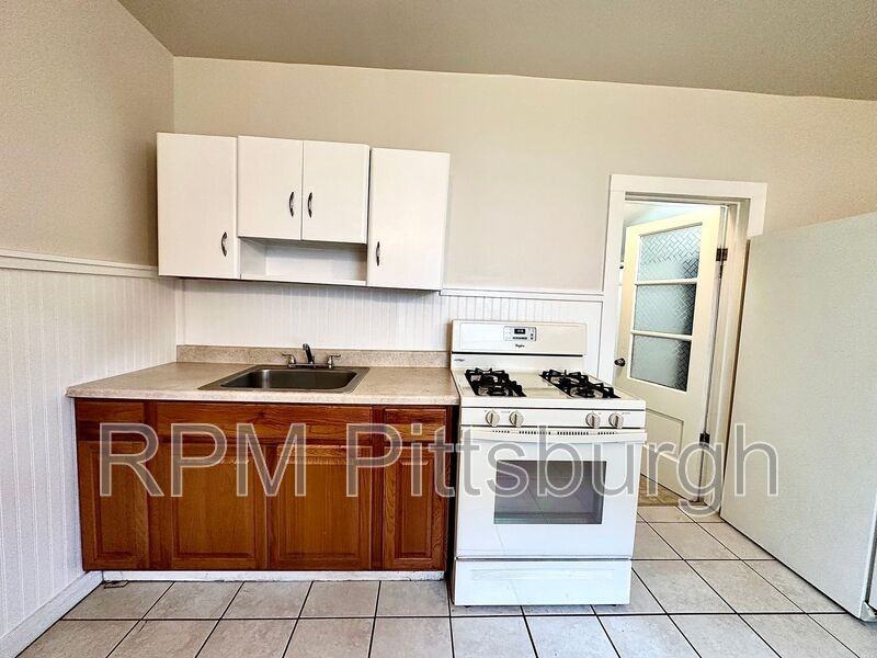 718 Church Street Ext - Photo 3 of 16
