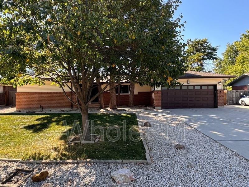 9442 W Kentucky Pl - Photo 2 of 50