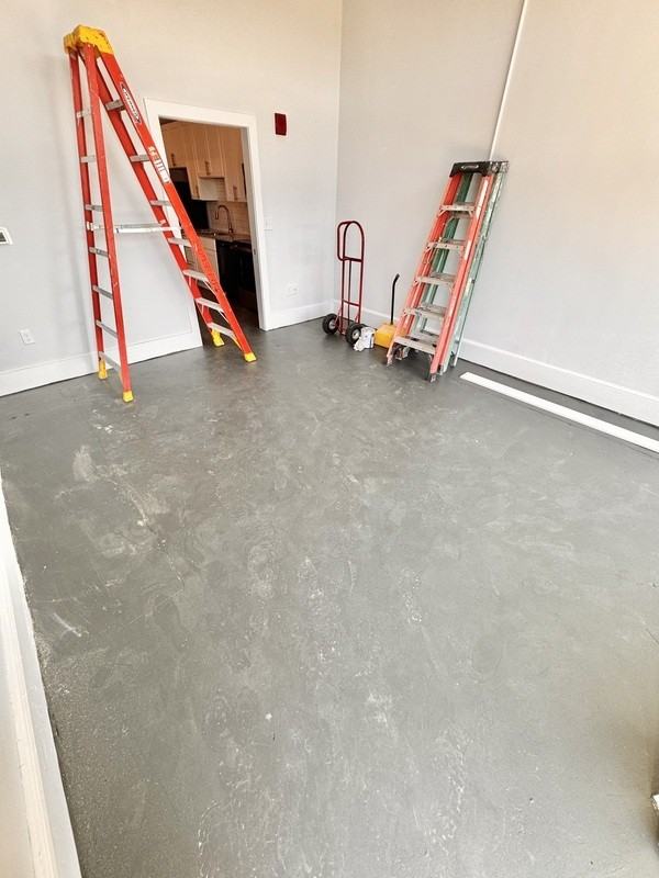 101 S Main St #1 - Photo 2 of 7