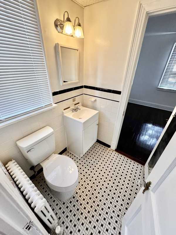 3409 Kensington Ave #1 - Photo 5 of 11