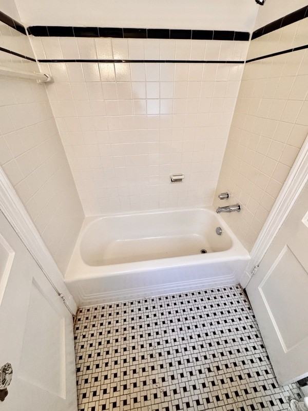 3409 Kensington Ave #1 - Photo 6 of 11