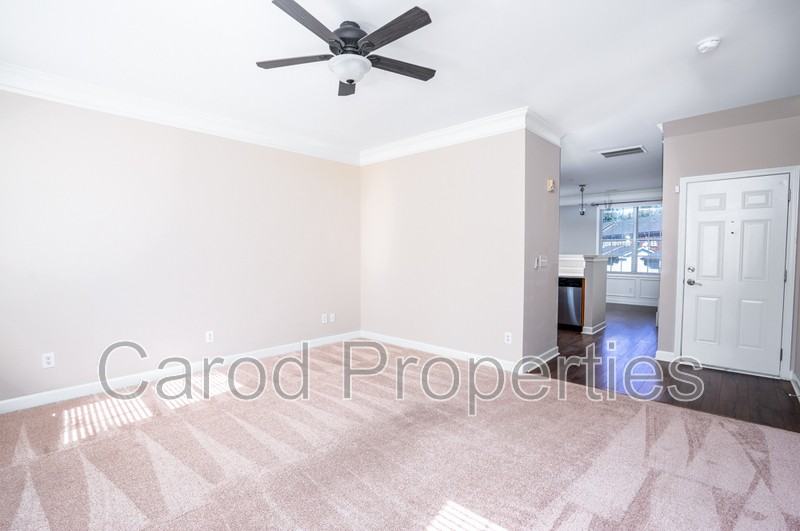 8829 Arbor Creek Dr - Photo 3 of 26