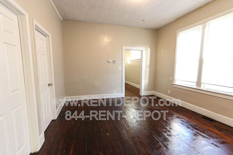 2114 N 5th Ave - Photo 5 of 15