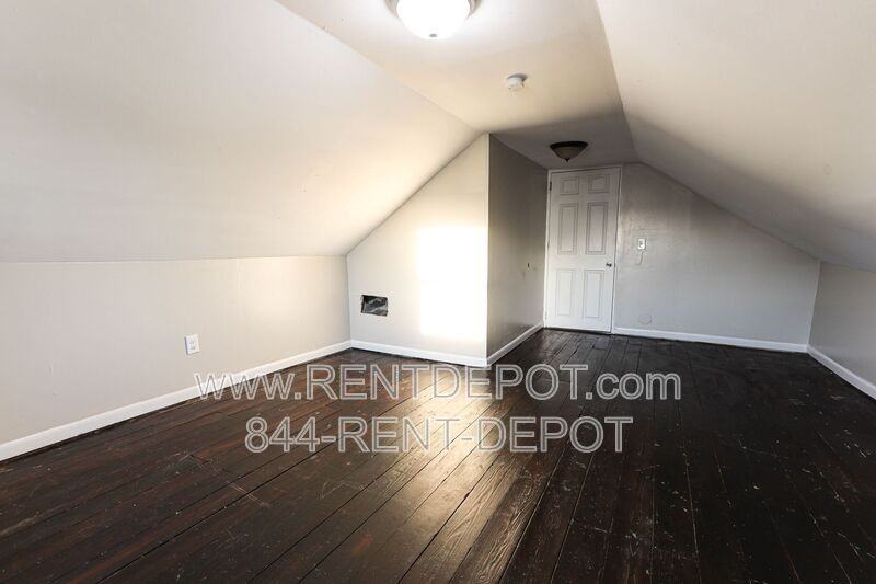 2114 N 5th Ave - Photo 2 of 15