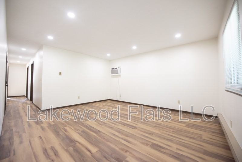 124 Forest Blvd - Photo 2 of 27