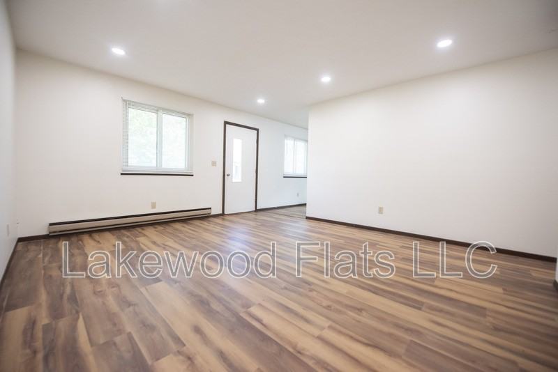 124 Forest Blvd - Photo 3 of 27