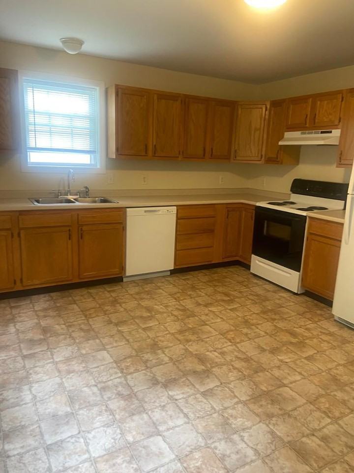 2 Timber Creek Dr - Photo 3 of 6