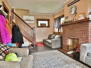 942 West Indianola Avenue - Photo 3 of 18