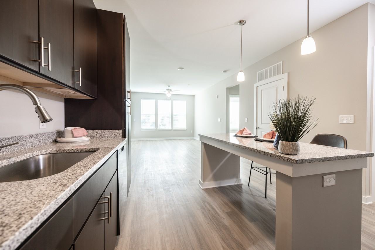 3902 W Tyvola Rd #1A - Photo 2 of 10