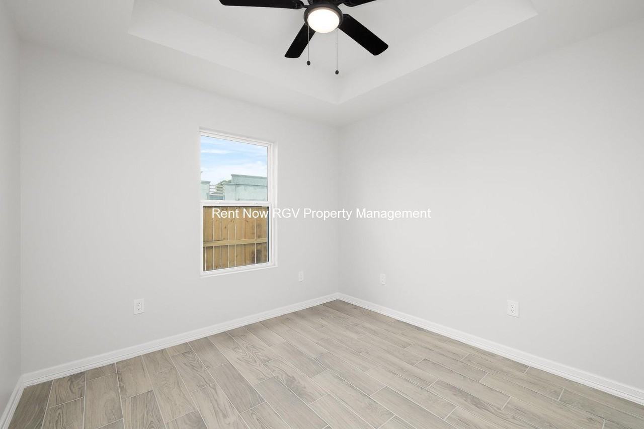 3604 Frio Ave #3 - Photo 3 of 8