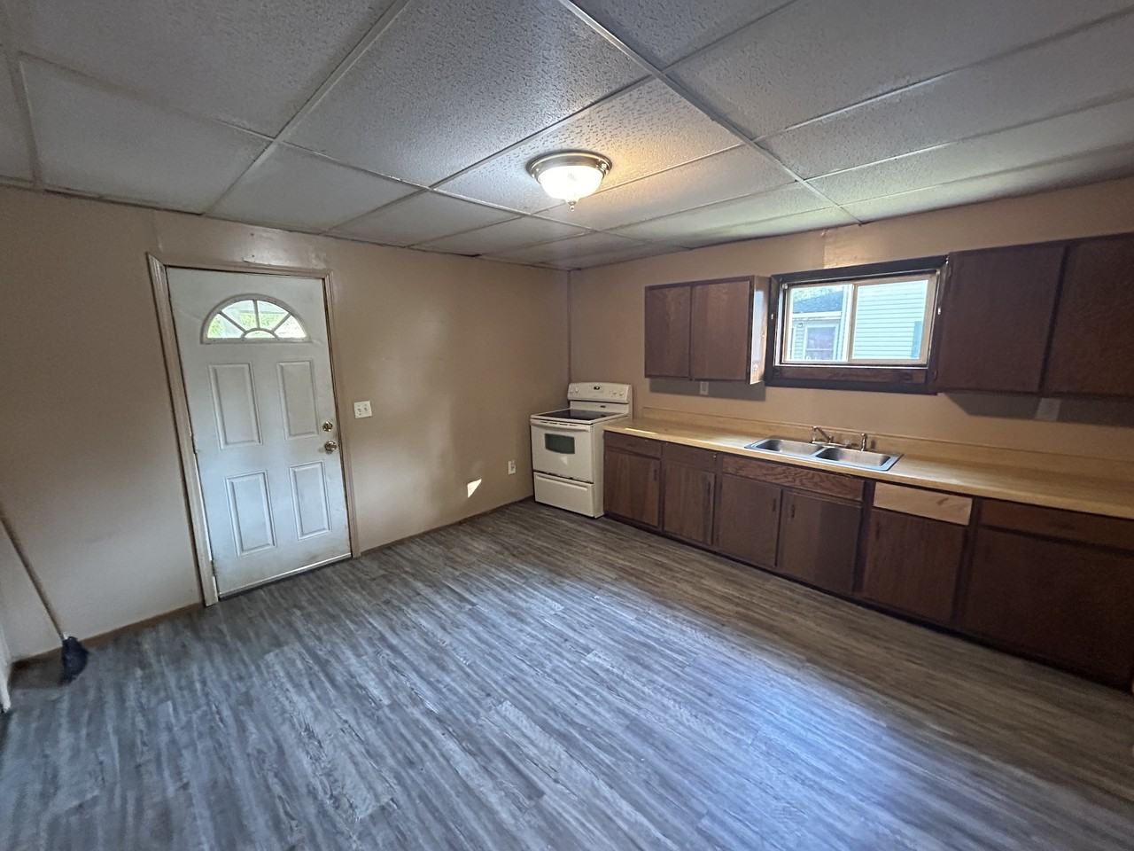 922 Martin Street #NA - Photo 4 of 11