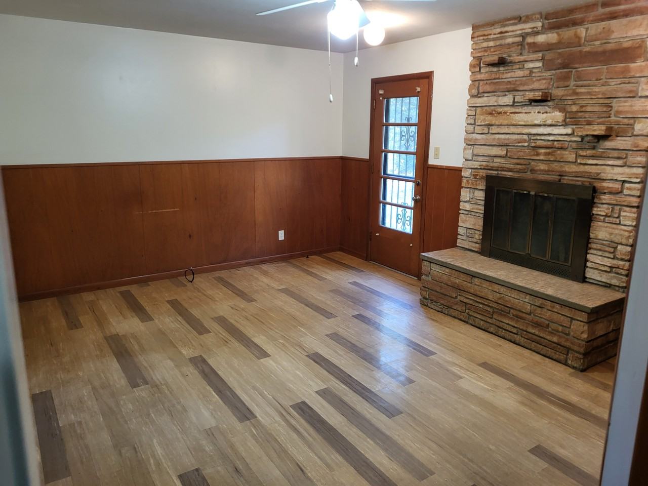 927 E 7th St #NA - Photo 7 of 20