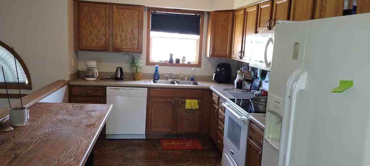 625 Rebecca St #NA - Photo 2 of 6