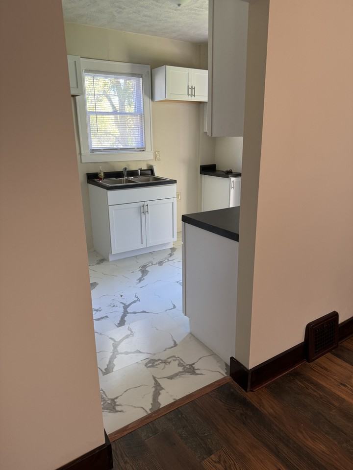 405 Ravenna Rd #NA - Photo 2 of 15