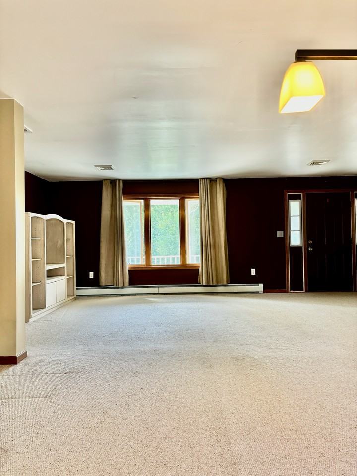 7010 Linden Rd - Photo 3 of 29