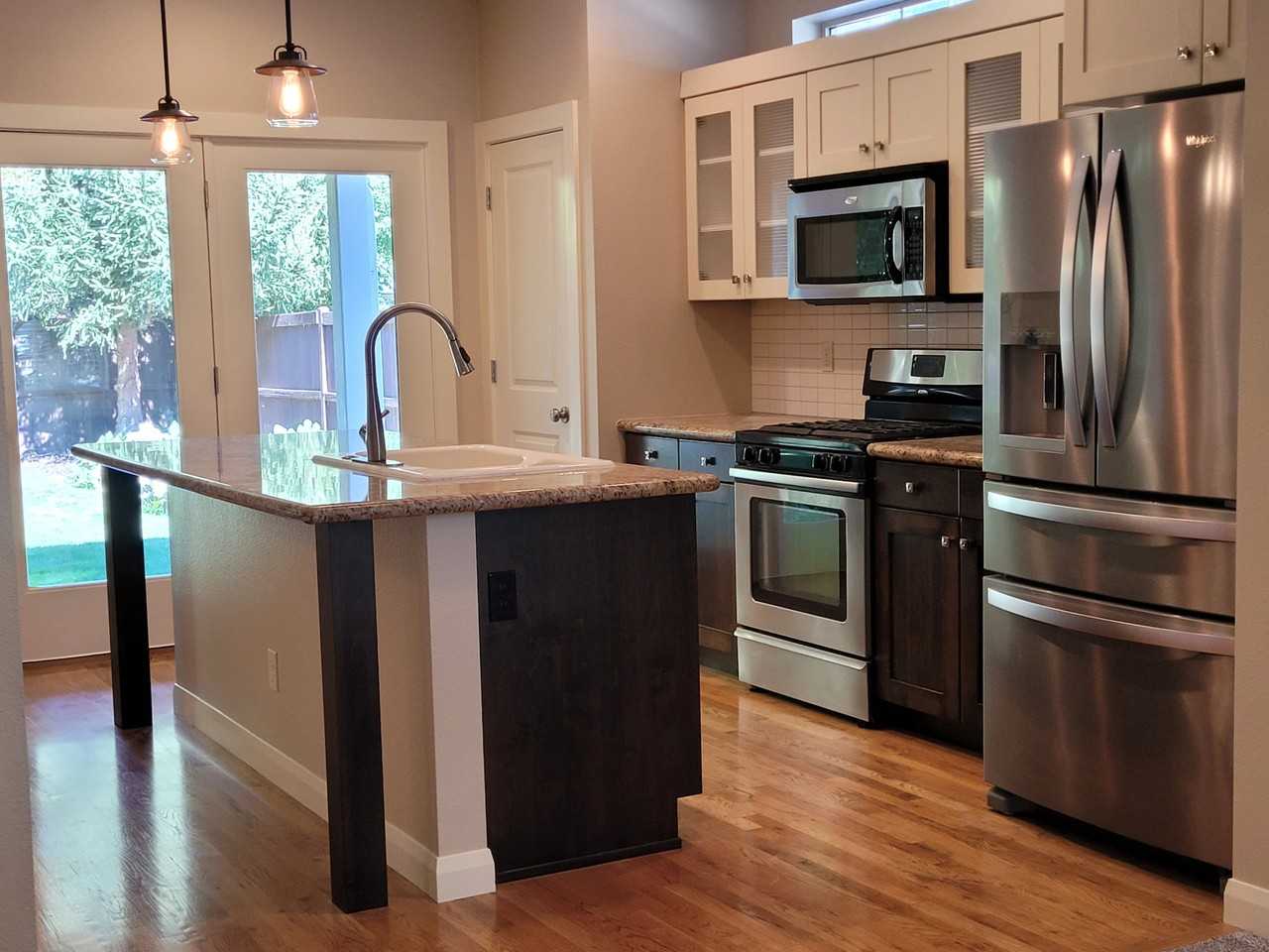 608 W Laughton Dr #NA - Photo 5 of 32