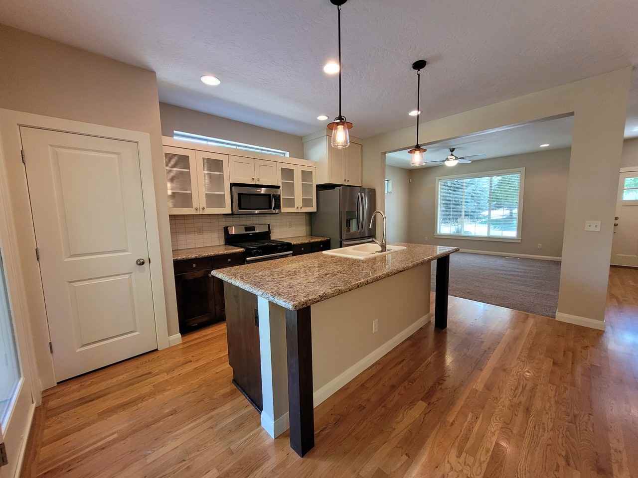 608 W Laughton Dr #NA - Photo 7 of 32