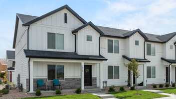 featured image of 4092 S Pitchblack Ln #3