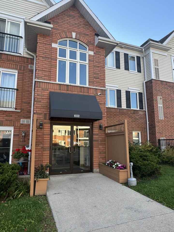 306 Spillsbury Dr Unit 204 #1