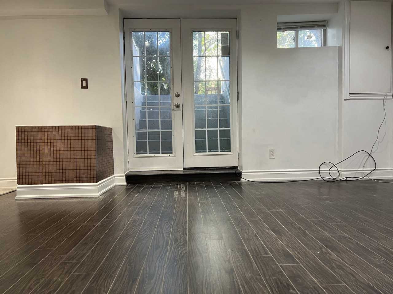 10 Burgby Ave - Photo 2 of 11