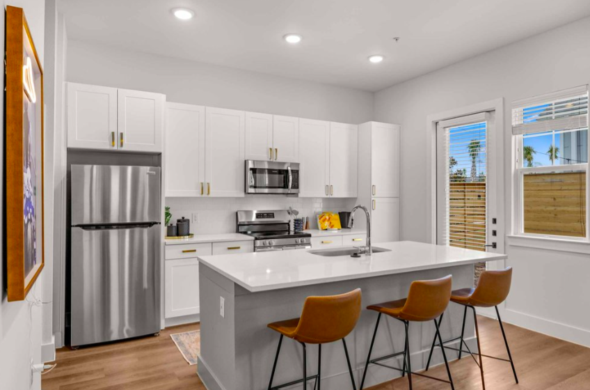 1400 Avery Nelson Parkway - Photo 2 of 8