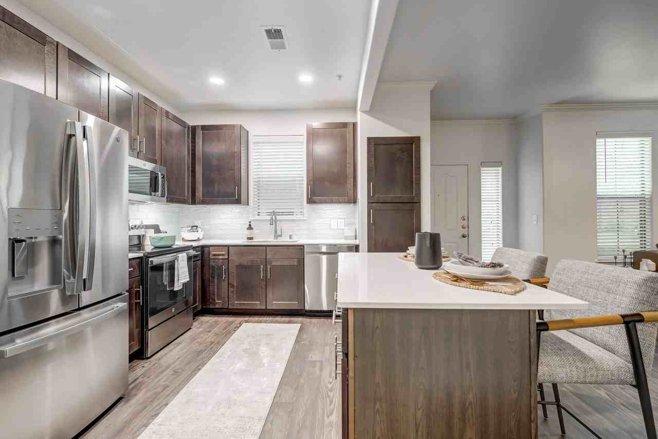 La Villita Lakeside and Landings - Photo 7 of 43