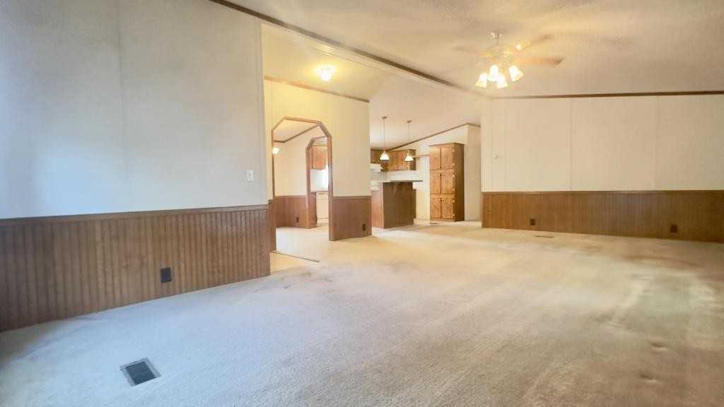 206 7th Ave - Photo 3 of 12