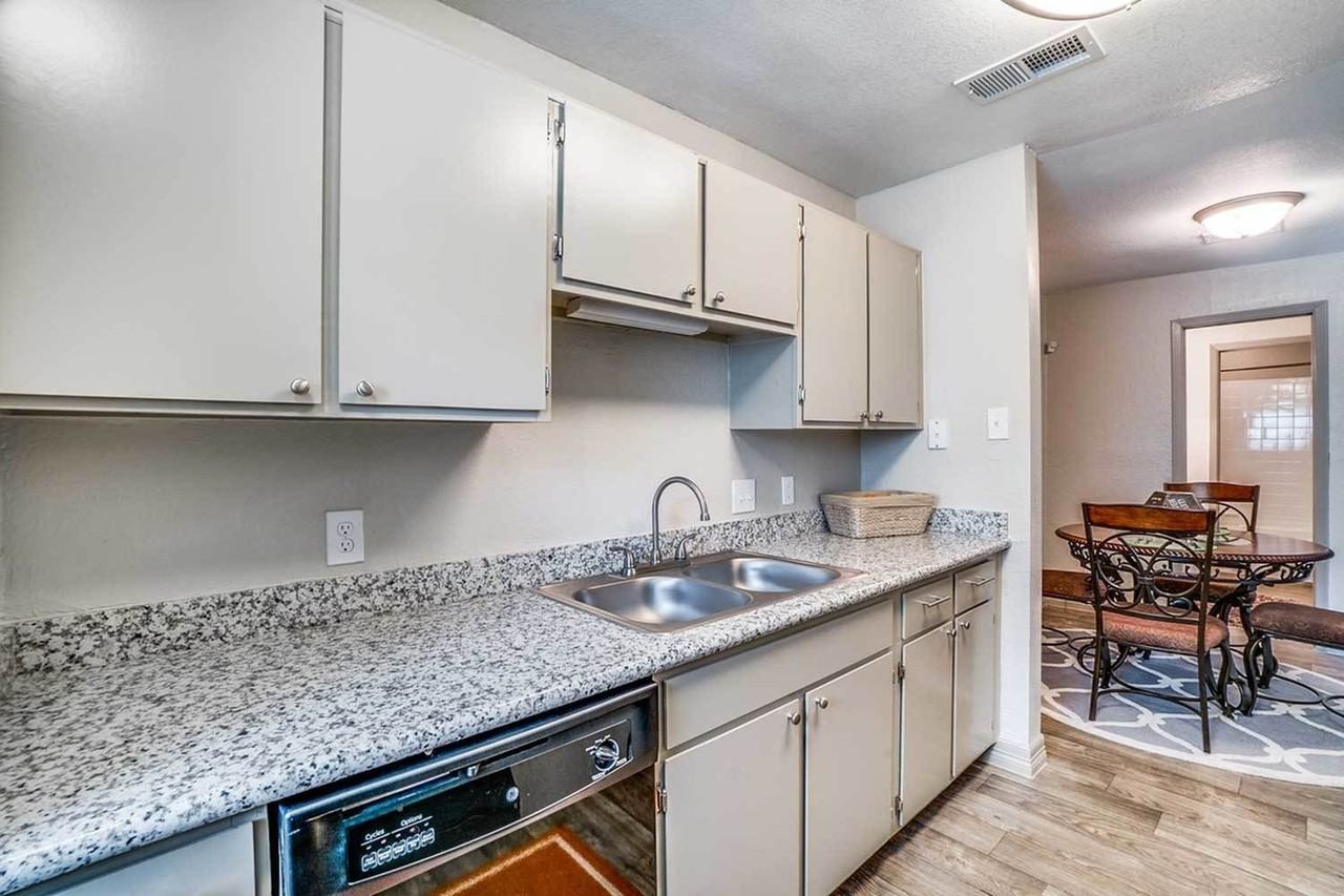 Riviera Apartment Homes - Photo 4 of 130