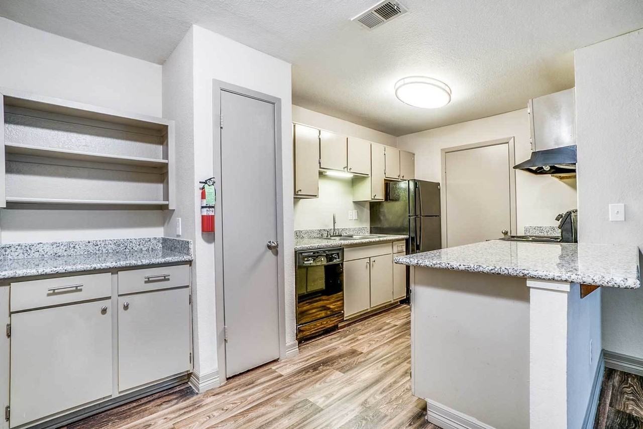 Riviera Apartment Homes - Photo 5 of 130