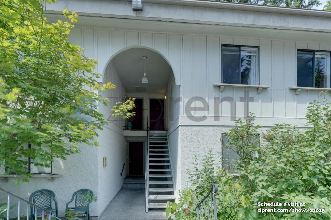 12726 Ne 116th St #E7 - Photo 2 of 18