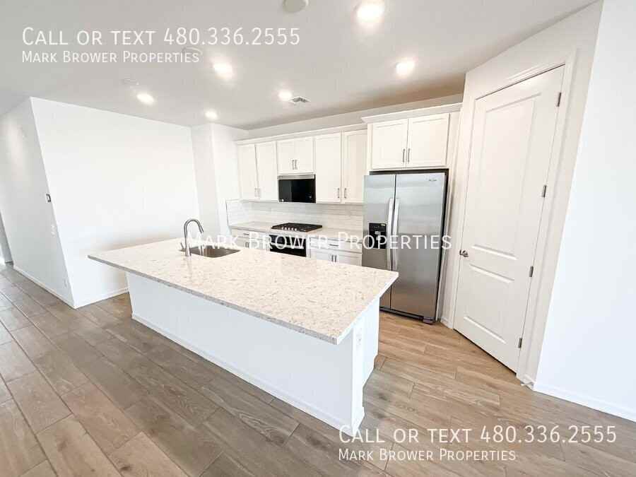 34682 N Ashwood Dr - Photo 4 of 22