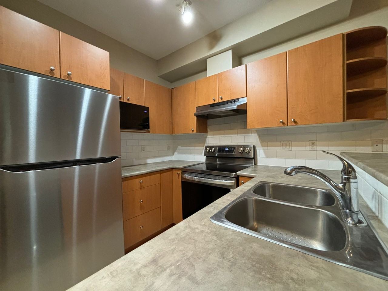 7503 18th St #81 - Photo 3 of 46