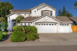 featured image of 422 Meyenberg Ave