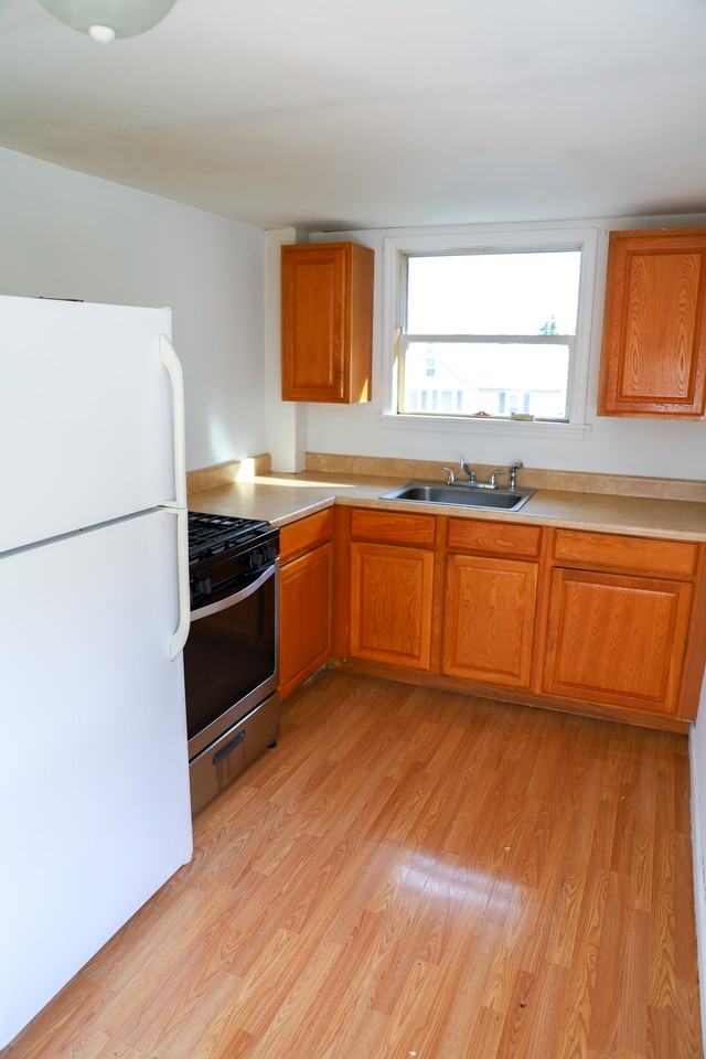 6 Round Hill Rd #3 - Photo 3 of 8