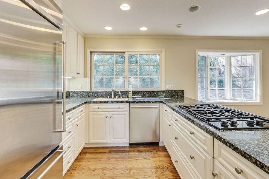 25 La Loma Dr - Photo 2 of 50