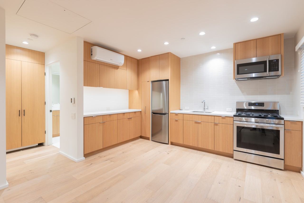 1634 260th St #15 - Photo 2 of 7