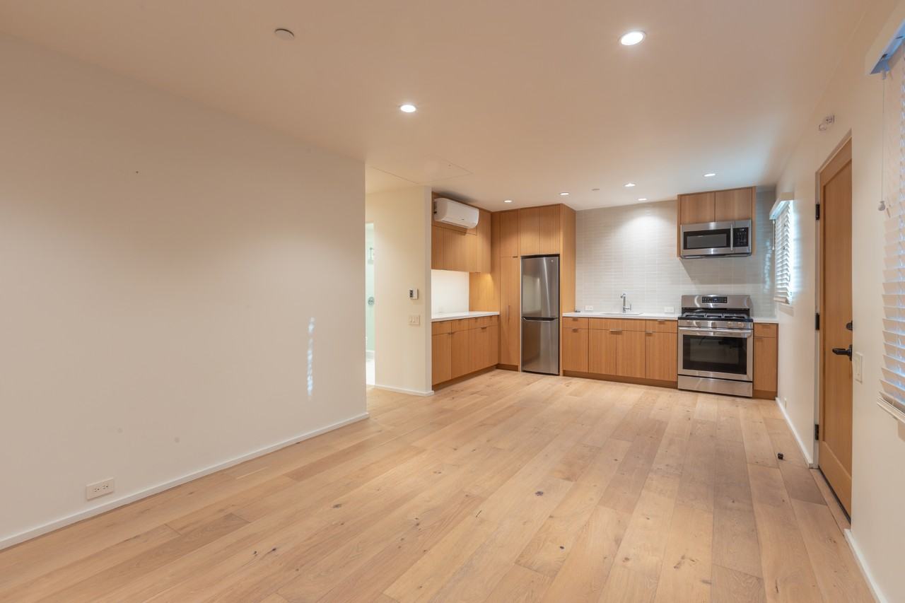 1634 260th St #15 - Photo 3 of 7